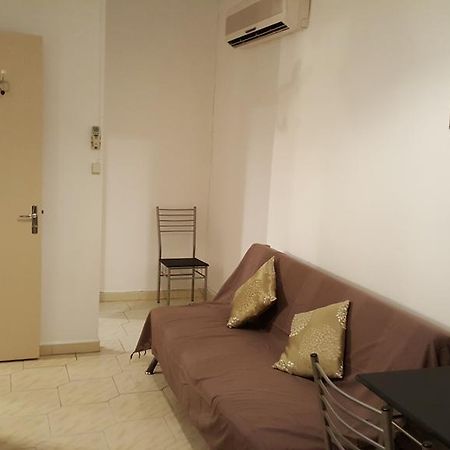 Appartement Centre Sainte-Clotilde Екстериор снимка